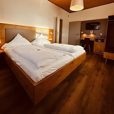 Und Wirtshaus Loewen * Rielasingen-Worblingen