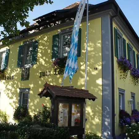 מלון Und Wirtshaus Loewen Rielasingen-Worblingen